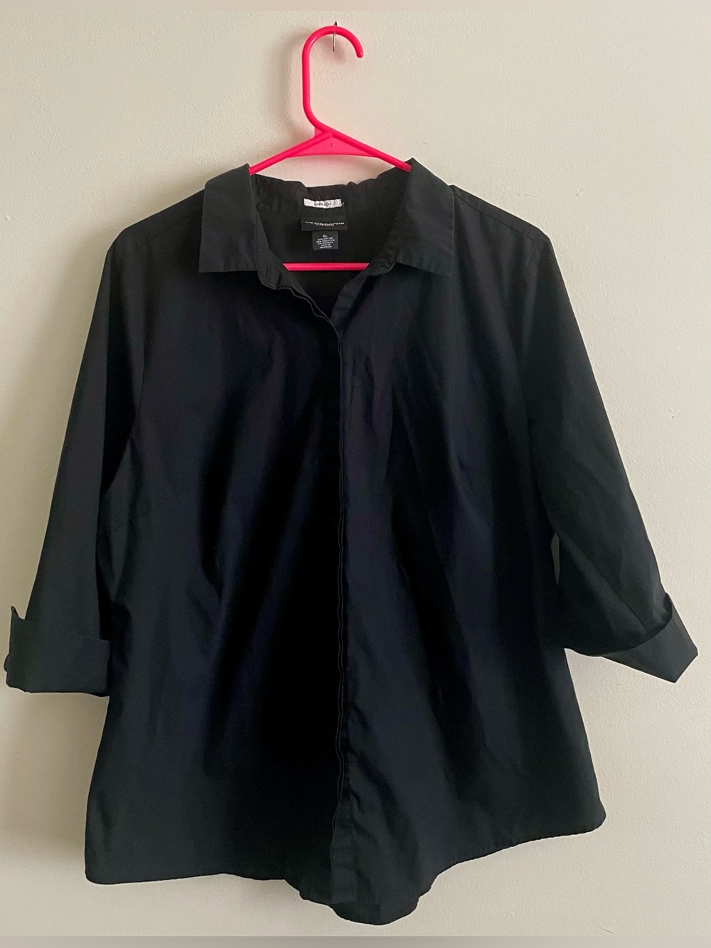 🦨 Liz Claiborne Black Button-Down Women's Shirt 🦨